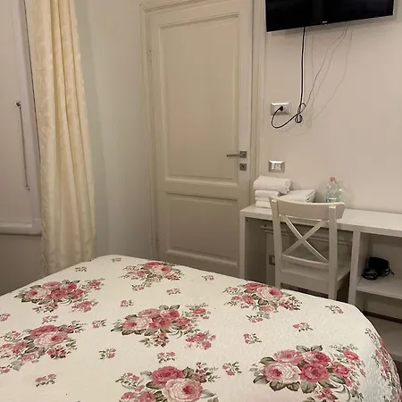 Marcelina Vaticans Rooms Rome
