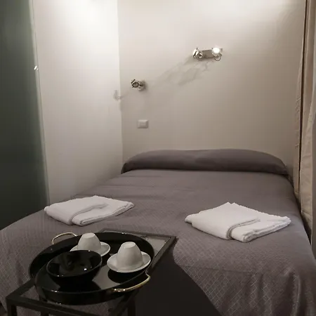 Marcelina Vaticans Rooms 2*