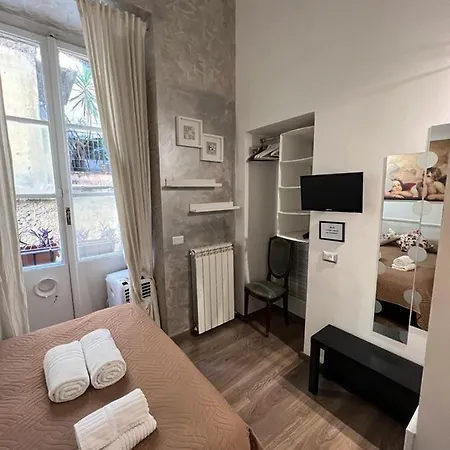 Marcelina Vaticans Rooms Rome